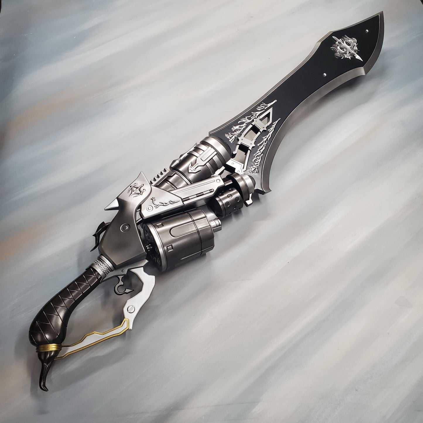 FFXIV Crownsblade Gunblade - Fan made Finished Replica